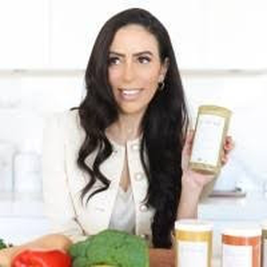 Alison Velázquez (Founder/CEO of Skinny Souping)